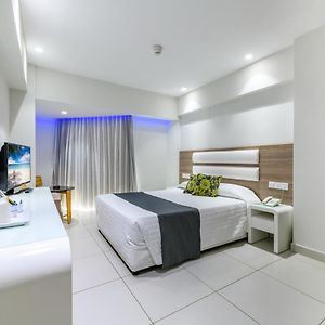 Twin Room Inland View